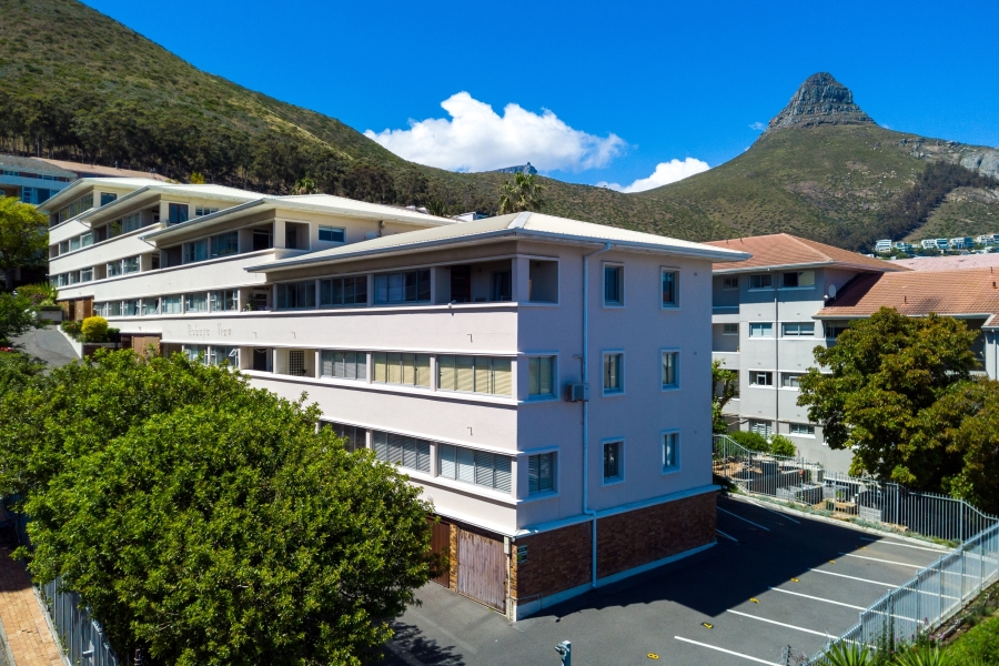 2 Bedroom Property for Sale in Sea Point Western Cape